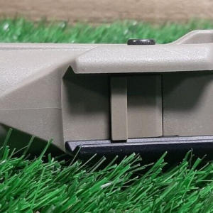 SOTAC XH-15 Pistol Torch - Desert Tan - Image 6